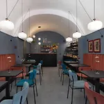 Ξενοδοχείο με διαμερίσματα Vis Urban & - Boutique