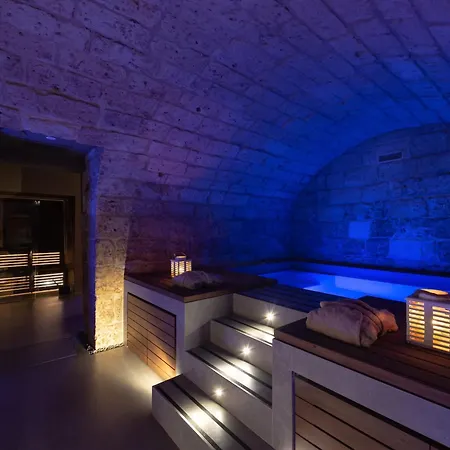 Vis Urban Suites&spa Lejlighedshotel 4*