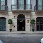 Vis Urban & - Boutique Apartmanhotel 4*