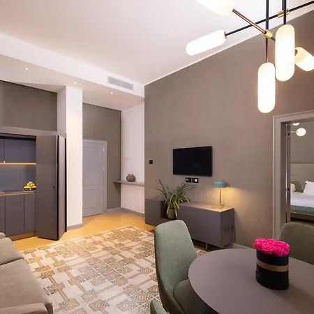 מלון דירות Vis Urban & - Boutique 4*