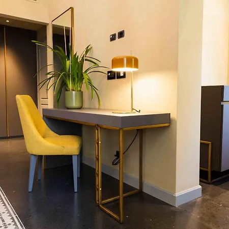 Vis Urban Suites&spa - Boutique 4* Bari