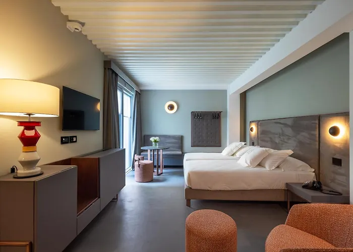 Vis Urban & - Boutique Aparthotel Bari